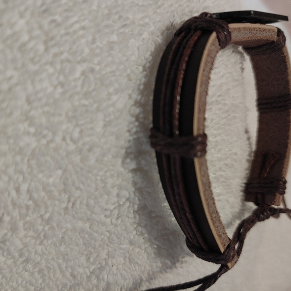 Cross Bracelet Men's Size OS - Picture 5 of 6